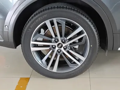 Audi Q5L 2022, 50000 км, за 189800 CNY - фото 28