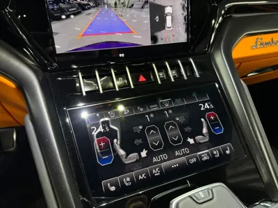 Lamborghini Urus 2024, 6400 км, за 365000000 KRW - фото 9