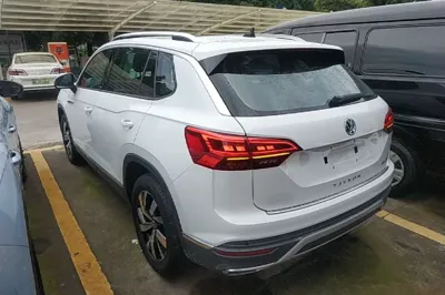 Volkswagen Tayron 2021, 46300 км, за 108713.12 CNY