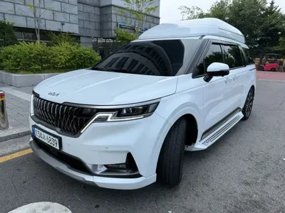 Kia Canival · 2023 год