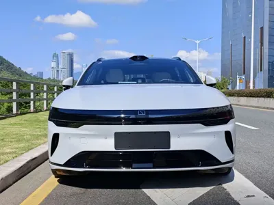Zeekr 极氪007GT 2025, 15000 км, за 159900 CNY