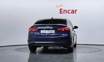 Hyundai Avante 2018, 68965 км, за 11400000 KRW