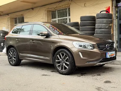 Volvo XC60 2016, 112000 км, за 53500 CNY