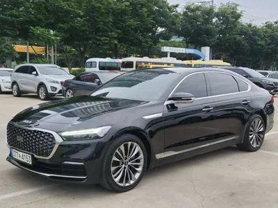 Kia K9 · 2022 год