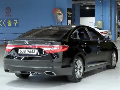 Hyundai Grandeur 2015, 245103 км, за 3200000 KRW