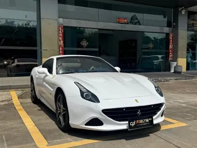 Ferrari California T 2015, 66000 км, за 618000 CNY