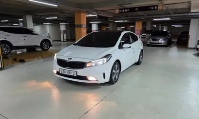Kia K3 · 2016 год
