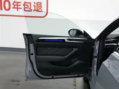 Volkswagen CC 2024, 32700 км, за 129800 CNY - фото 8