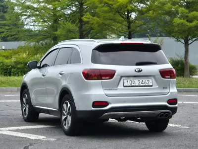 Kia Sorento 2019, 128500 км, за 12800000 KRW