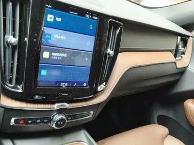 Volvo XC60 2022, 47200 км, за 151600 CNY - фото 6