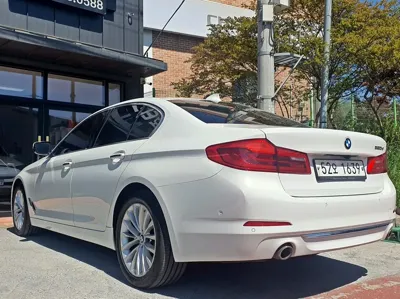 BMW 5-Series 2018, 179755 км, за 17900000 KRW