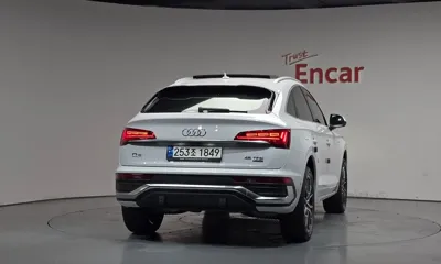 Audi Q5 2023, 24668 км, за 44900000 KRW