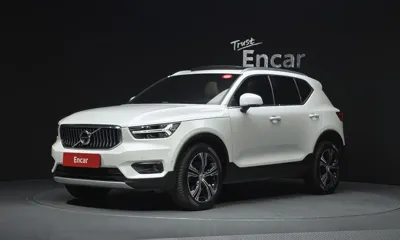 Volvo XC40 · 2022 год