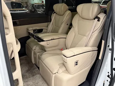 Toyota Vellfire 2023, 40000 км, за 756800 CNY - фото 8