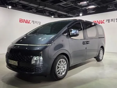 Hyundai Staria · 2024 год