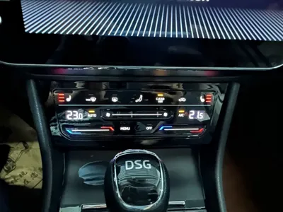 Skoda Superb 2023, 14000 км, за 146800 CNY - фото 9