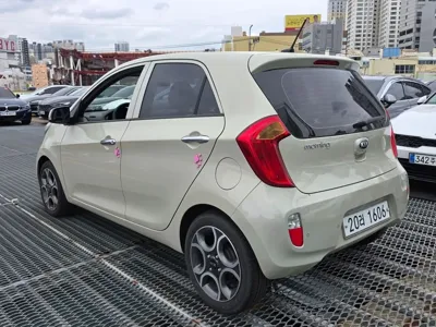 Kia Morning 2014, 70930 км, за 5200000 KRW
