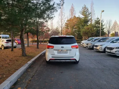 Kia Canival 2017, 117000 км, за 10300000 KRW