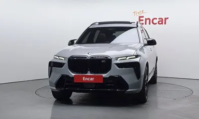 BMW X7 2025, 6984 км, за 150000000 KRW - фото 3