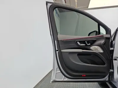 Mercedes-Benz EQS SUV 2023, 43000 км, за 325700 CNY - фото 13