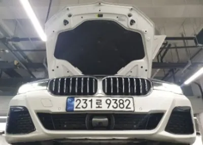 BMW 5-Series · 2023 год