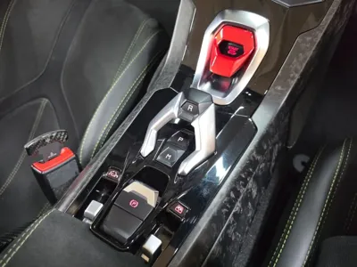 Lamborghini Huracan 2019, 63000 км, за 310000000 KRW - фото 11