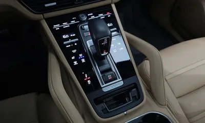 Porsche Cayenne 2022, 14743 км, за 99000000 KRW - фото 9