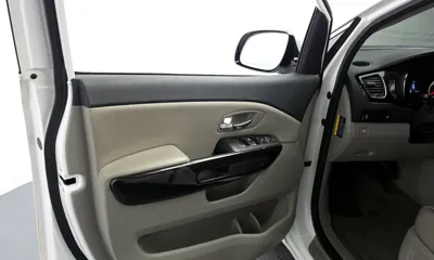 Kia Canival 2019, 173017 км, за 9900000 KRW - фото 24