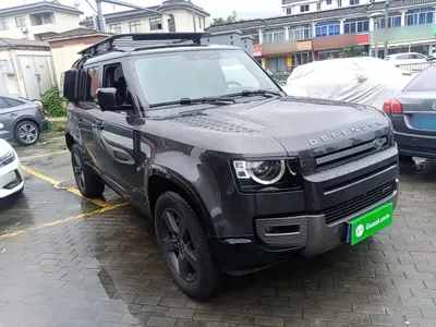 Land Rover Defender 2023, 67400 км, за 525000 CNY