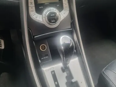 Hyundai Avante 2011, 140448 км, за 4500000 KRW - фото 9