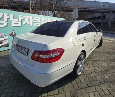 Mercedes-Benz E-Class 2012, 135658 км, за 6900000 KRW