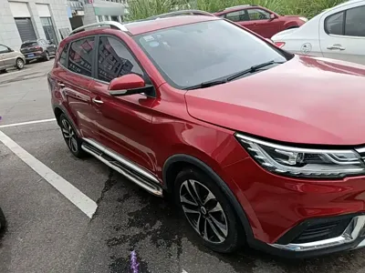 Roewe RX3 2018, 84000 км, за 26600 CNY