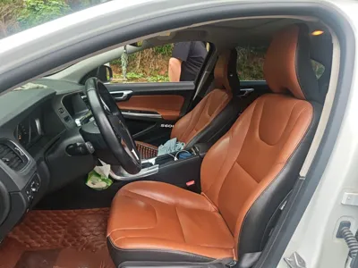 Volvo S60 2019, 113900 км, за 76984.66 CNY - фото 12