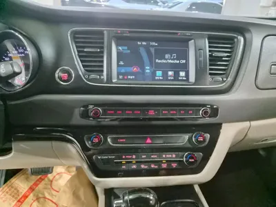 Kia Canival 2016, 150000 км, за 7900000 KRW - фото 15
