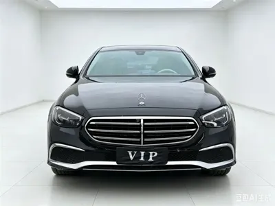 Mercedes-Benz E-Class 2023, 60000 км, за 258000 CNY
