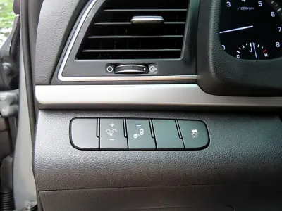 Hyundai Avante 2018, 102061 км, за 9000000 KRW - фото 14