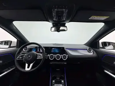 Mercedes-Benz EQA 2023, 33700 км, за 109900 CNY - фото 9