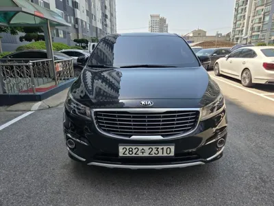 Kia Canival · 2015 год