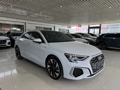 Audi A3 2022, 18000 км, за 129800 CNY