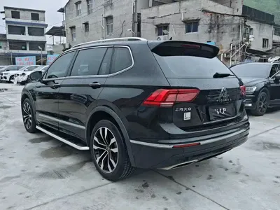 Volkswagen Tiguan L 2021, 68000 км, за 93800 CNY - фото 7