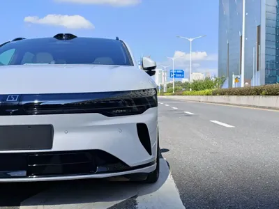 Zeekr 极氪007GT 2025, 15000 км, за 159900 CNY