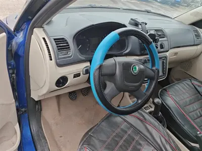 Skoda Fabia 2012, 70200 км, за 16800 CNY - фото 12
