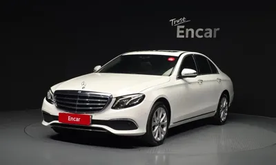 Mercedes-Benz E-Class · 2017 год