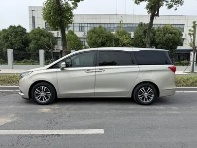 Buick GL8 2019, 212000 км, за 88600 CNY - фото 5