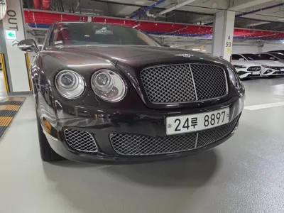 Bentley Flying Spur 2011, 62800 км, за 31500000 KRW