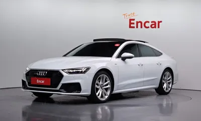 Audi A7 · 2022 год