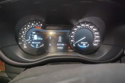 Lincoln MKC 2017, 95100 км, за 50420.54 CNY - фото 11