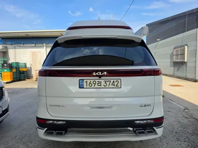 Kia Canival 2023, 23000 км, за 53000000 KRW - фото 4