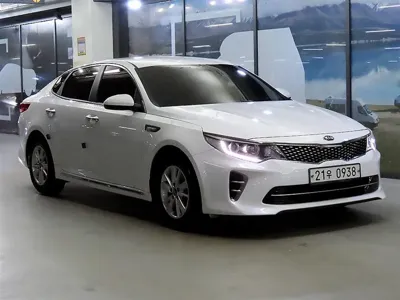 Kia K5 · 2016 год