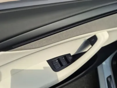 Tesla Model Y 2026, 500 км, за 37600000 KRW - фото 9